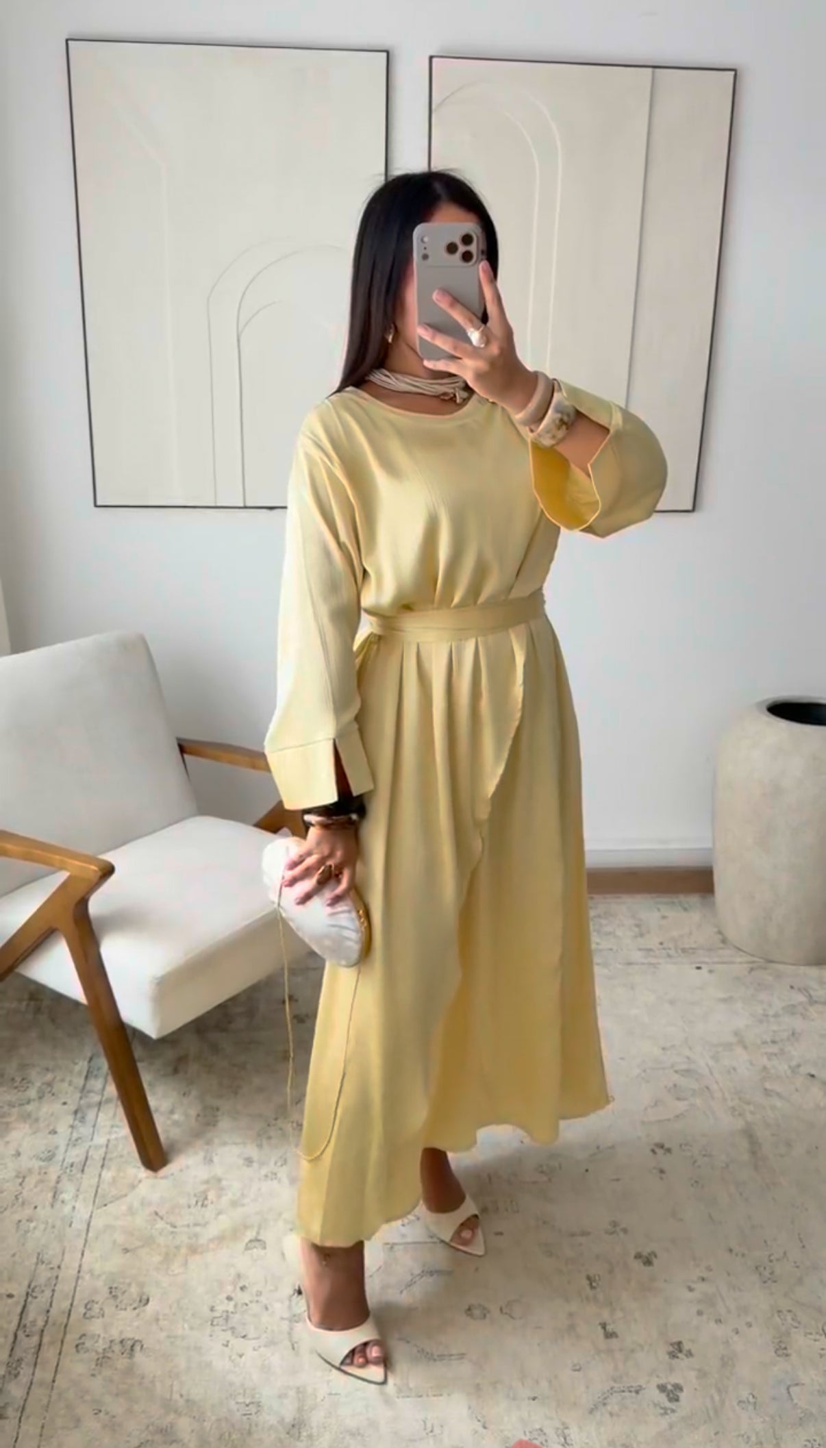 Kleid mit Wickeloptik und Gürtel