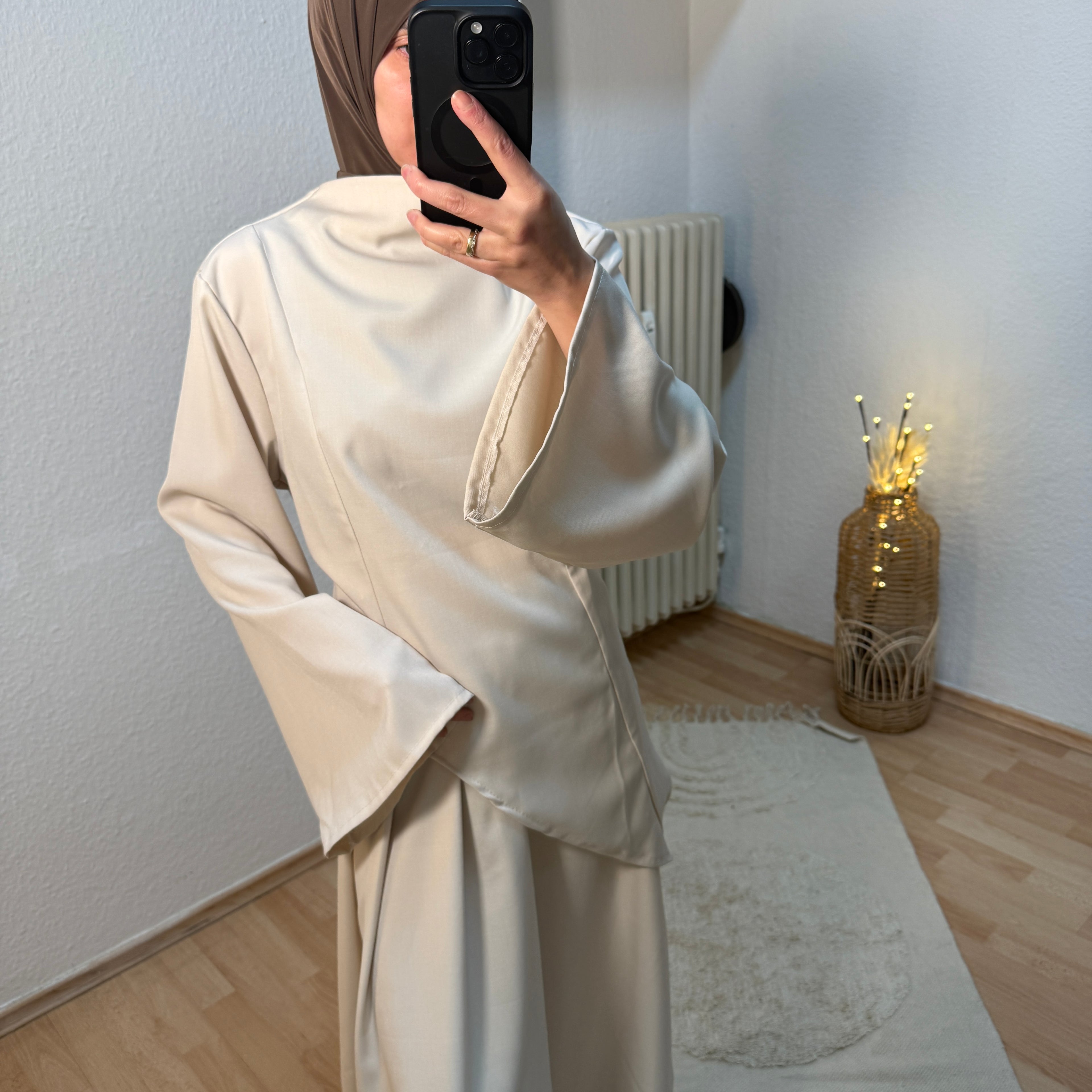 Rock-Set mit asymmetrischen Oberteil