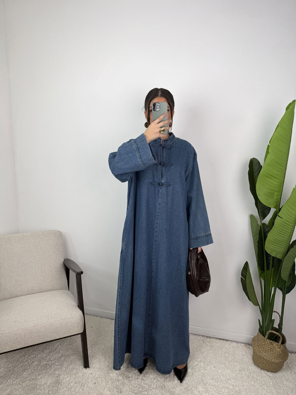 Jeans Kleid mit asiatischen Details