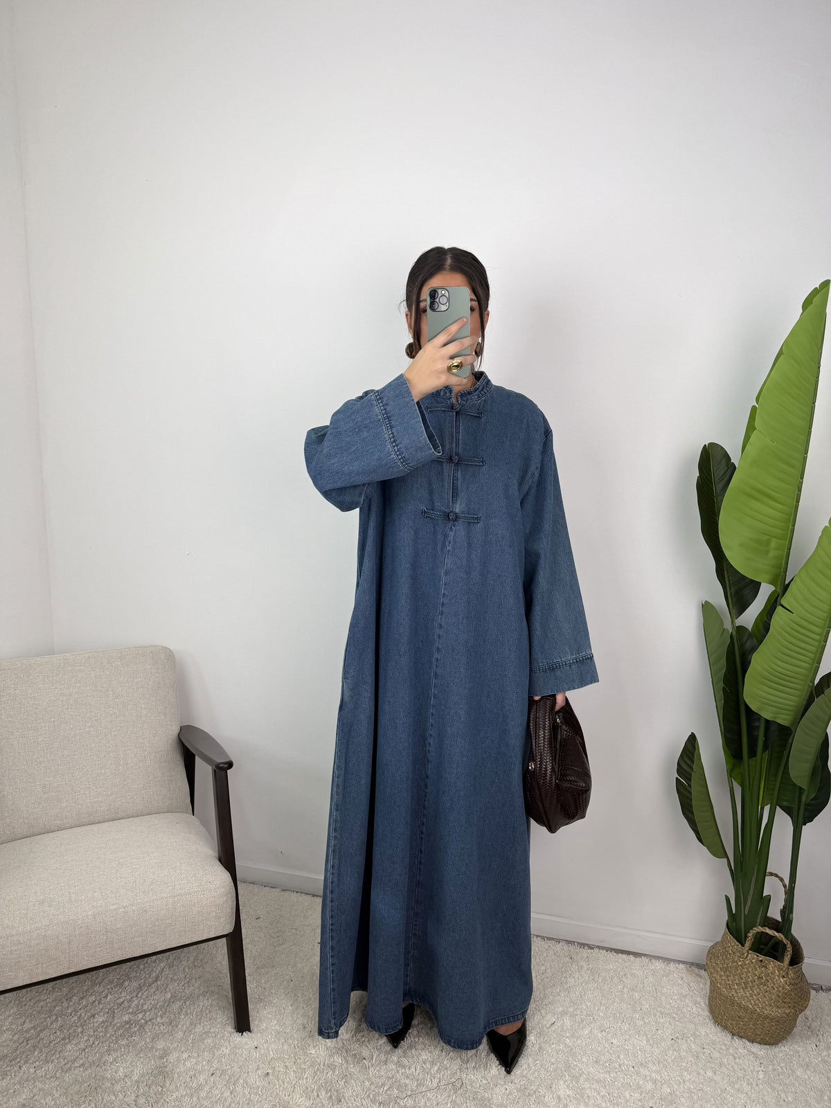 Jeans Kleid mit asiatischen Details