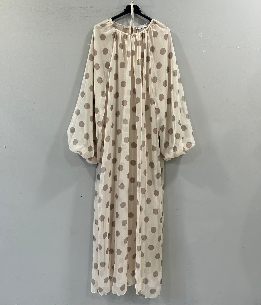 Kleid mit Punkten